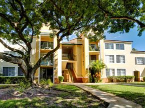 123 Yacht Club Way 207, Hypoluxo FL 33462