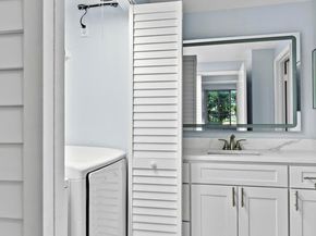 123 Yacht Club Way 207, Hypoluxo FL 33462