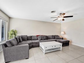 1623-1625 NE 45th St, Oakland Park FL 33334