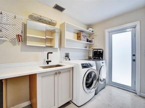 1623-1625 NE 45th St, Oakland Park FL 33334