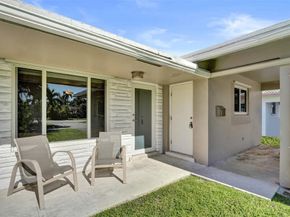 1623-1625 NE 45th St, Oakland Park FL 33334
