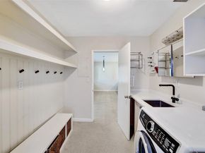 1623-1625 NE 45th St, Oakland Park FL 33334