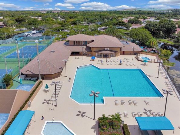 2251 NW 34th Ter, Coconut Creek FL 33066