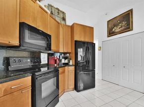 2251 NW 34th Ter, Coconut Creek FL 33066