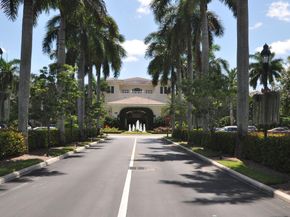 4170 NW Briarcliff Circle, Boca Raton FL 33496