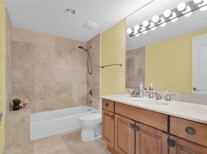 9 NE 20th Ave 403, Deerfield Beach FL 33441