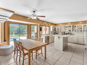 11170 NW 2nd Mnr, Coral Springs FL 33071