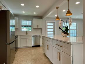 360 Alhambra Place, West Palm Beach FL 33405