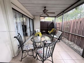 2381 SW 70th Avenue 49, Davie FL 33317
