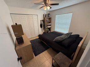 2381 SW 70th Avenue 49, Davie FL 33317