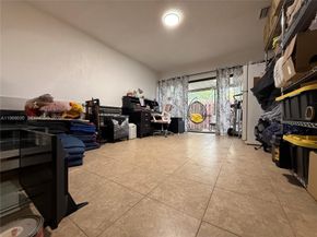 2381 SW 70th Avenue 49, Davie FL 33317