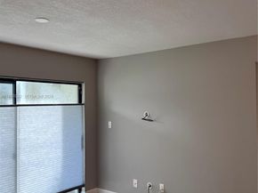 Undisclosed Address #A11987032, Hollywood FL 33021