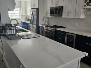 1101 SW 128th Terrace 301C, Pembroke Pines FL 33027