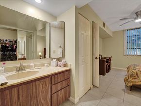1713 Whitehall Drive 304, Davie FL 33324