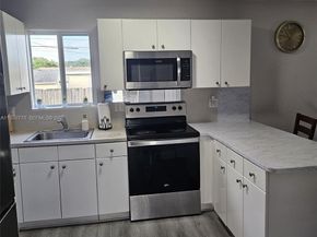 4221 NW 169th Terrace, Miami Gardens FL 33055