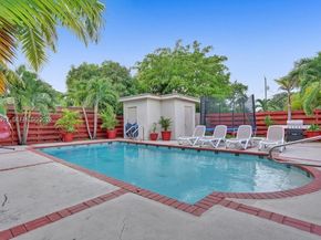 208 SW 2nd Avenue, Hallandale Beach FL 33009