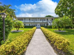 393 Windsor, West Palm Beach FL 33417