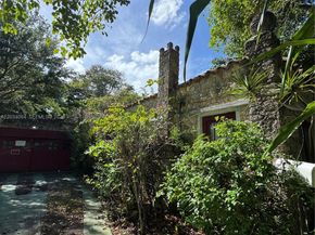 8238 NE 9th Avenue, Miami FL 33138