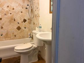 8238 NE 9th Avenue, Miami FL 33138