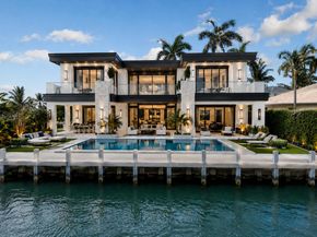 876 Forsyth Street, Boca Raton FL 33487
