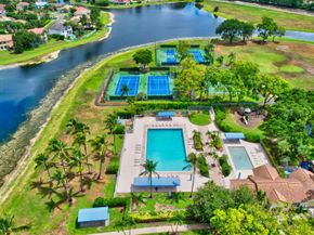 7823 Springfield Lake Drive, Lake Worth FL 33467