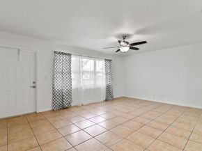 149 Coventry G, West Palm Beach FL 33417