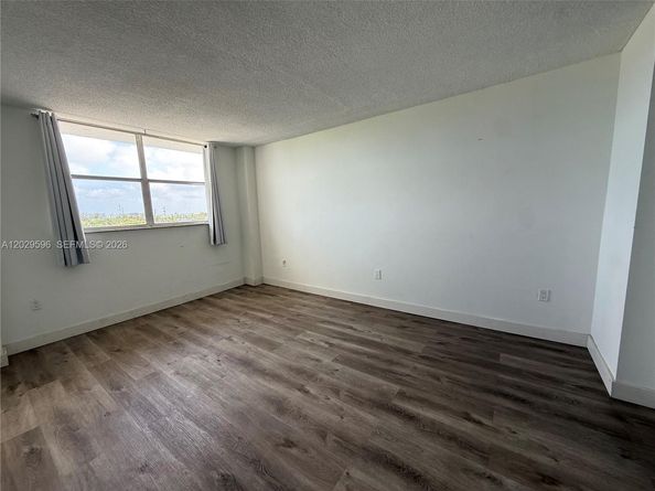 16465 NE 22nd Avenue 610, North Miami Beach FL 33160