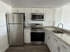 16465 NE 22nd Avenue 610, North Miami Beach FL 33160