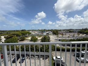 16465 NE 22nd Avenue 610, North Miami Beach FL 33160