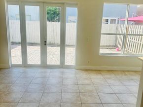 4147 Meade Way, West Palm Beach FL 33409