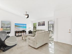 4383 Willow Pond Circle, West Palm Beach FL 33417
