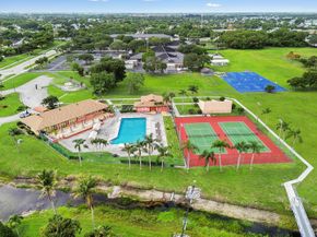 4383 Willow Pond Circle, West Palm Beach FL 33417