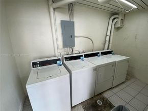 4205 N University Drive 112, Sunrise FL 33351