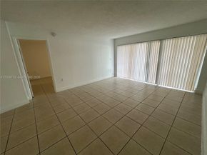 4205 N University Drive 112, Sunrise FL 33351