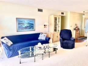 231 E Lantana Road 202, Lantana FL 33462