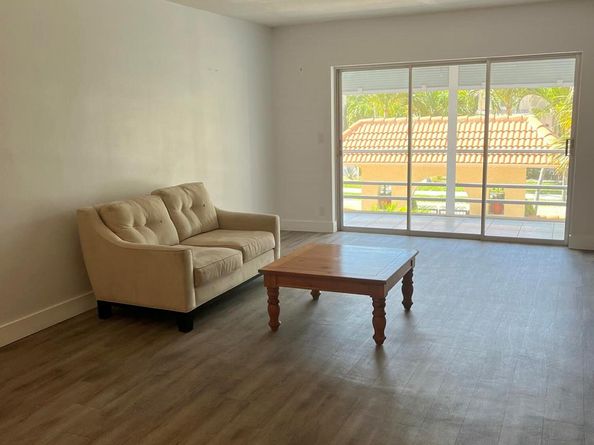 331 SW 8th Street 2CE, Boca Raton FL 33432