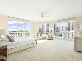 111 SE 8th Ave PH1701, Fort Lauderdale FL 33301