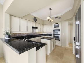 111 SE 8th Ave PH1701, Fort Lauderdale FL 33301