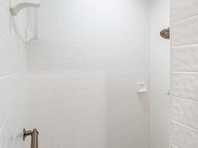 112 Glenbrook Court, Atlantis FL 33462