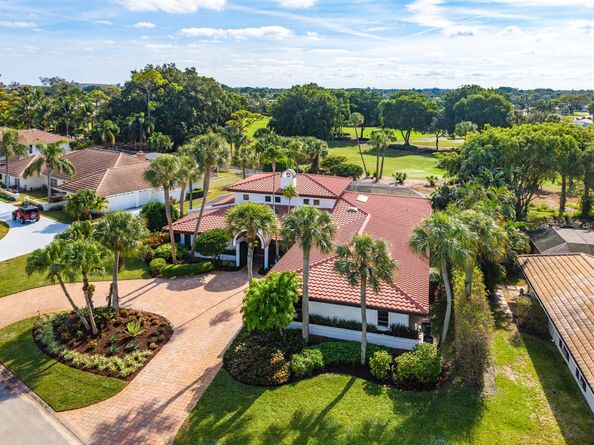 112 Glenbrook Court, Atlantis FL 33462