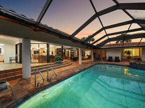 112 Glenbrook Court, Atlantis FL 33462