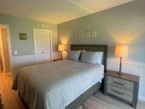 3100 Springdale Boulevard 214, Palm Springs FL 33461