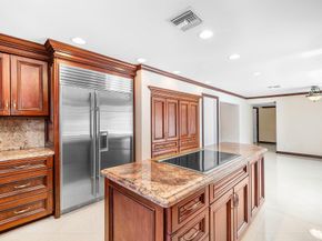 2872 NE 29th Street, Fort Lauderdale FL 33306