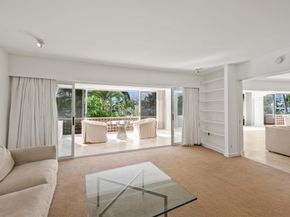 369 S Lake Drive 2e, Palm Beach FL 33480