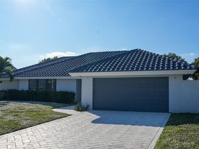17651 Foxborough Ln, Boca Raton FL 33496