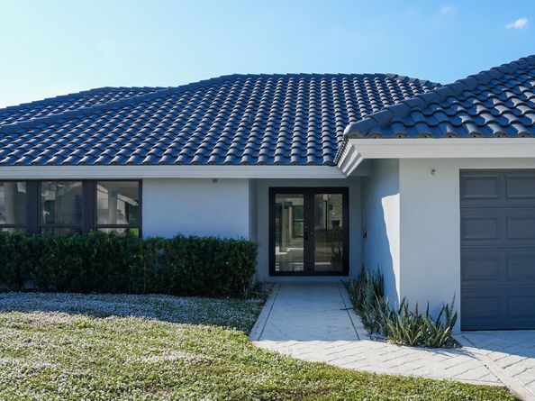 17651 Foxborough Ln, Boca Raton FL 33496