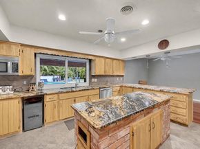 3999 NE 15th Ave, Oakland Park FL 33334