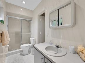 3999 NE 15th Ave, Oakland Park FL 33334