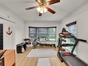 3999 NE 15th Ave, Oakland Park FL 33334