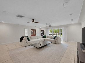 3999 NE 15th Ave, Oakland Park FL 33334